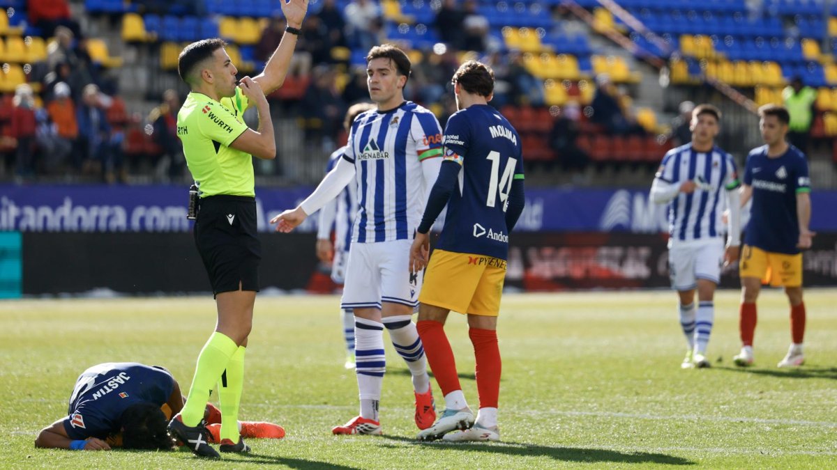 L'FC Andorra cau a Encamp contra la Reial Societat B (1-2)